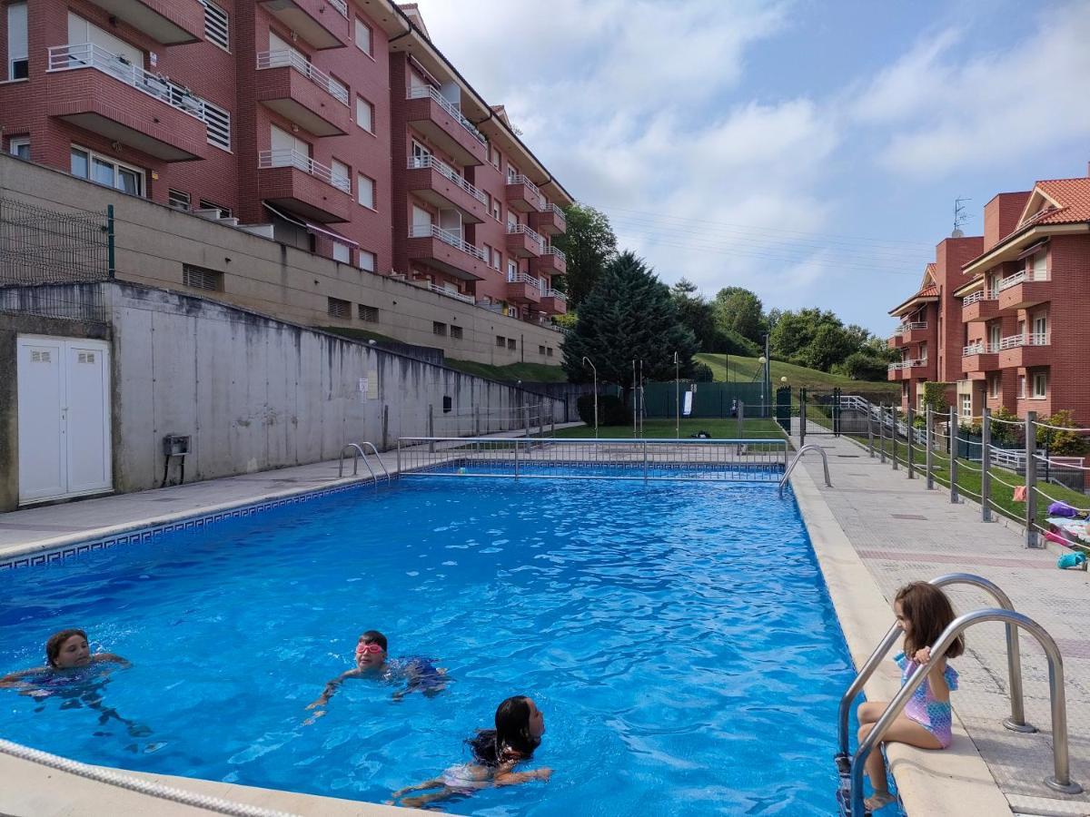 Apartamento En Castro Urdiales กาสโตร-อูร์เดียเลส ภายนอก รูปภาพ